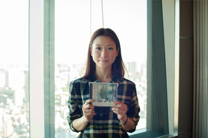 蛇草 有里子