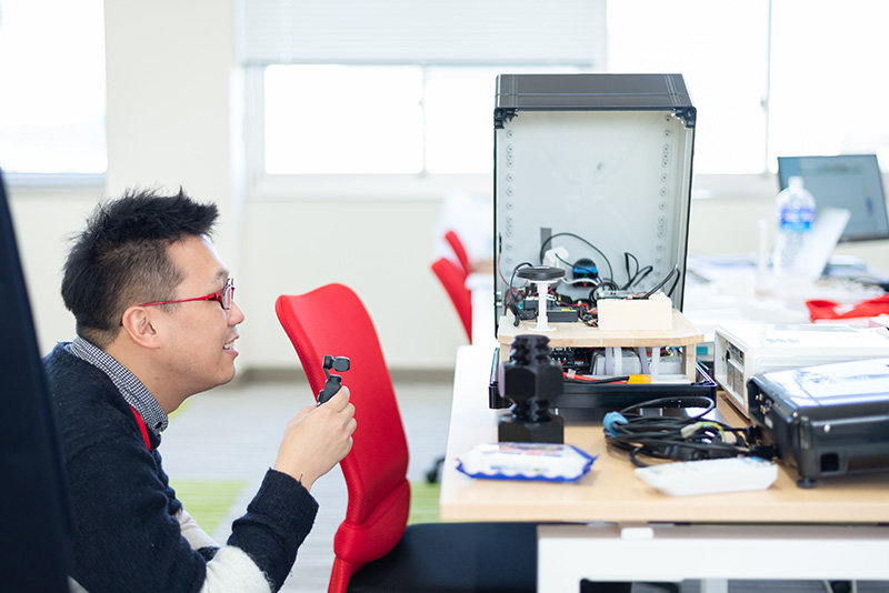 株式会社Ruby開発のオフィスには3Dプリンターやドローンなども揃っていて、興味のあることにチャレンジしやすい環境とのこと。