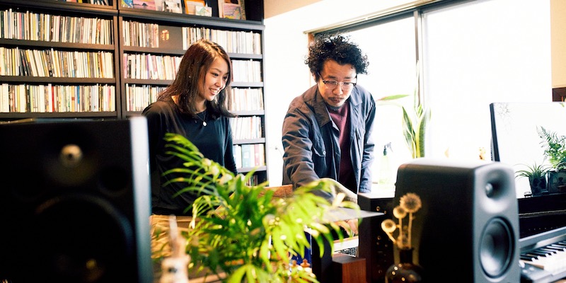 ともに入社して2年に満たないながら、すでに複数の作品で実績をあげている森さんと石川さん。藤原さんも「大型新人」と太鼓判を押す